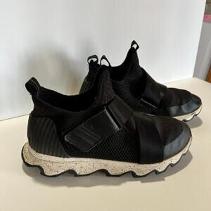 Sorel Kinetic Sneak sneakers, men's size 11.